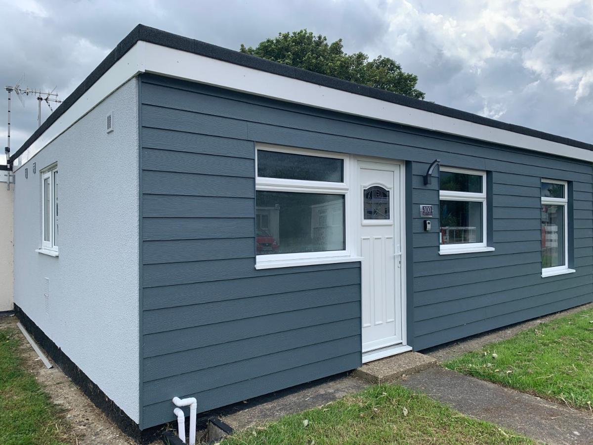 Salty Dogs Chalet Lowestoft Exteriér fotografie